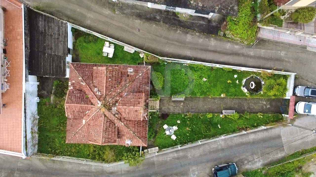 House or chalet for sale in Laxe