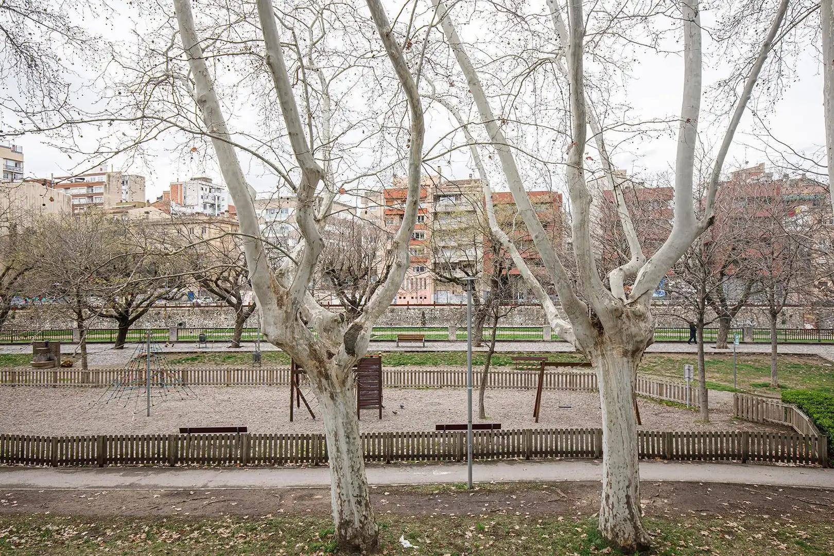 Außenansicht von Wohnungen zur Miete in Girona mit Heizung, Terrasse und Möbliert