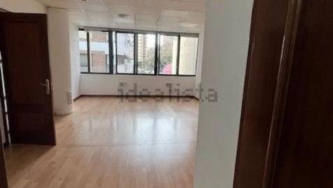 Foto 3 de Oficina de lloguer a Compositor Lember Ruiz, Carranque - Haza Cuevas, Málaga