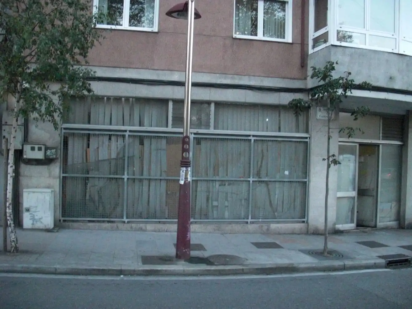 Vista exterior de Local en venta en Vigo 
