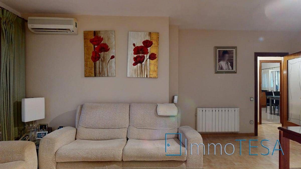 Living room of Flat for sale in Barberà del Vallès  with Heating, Storage room and Balcony