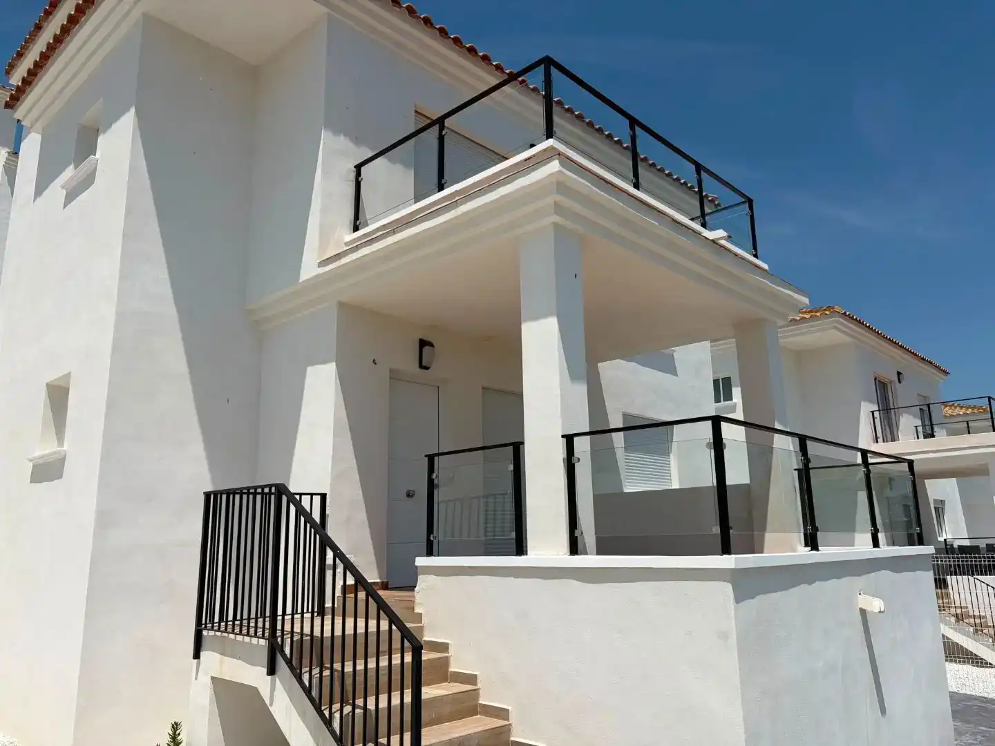 Vista exterior de Casa o xalet en venda en Castalla amb Aire condicionat, Jardí privat i Piscina