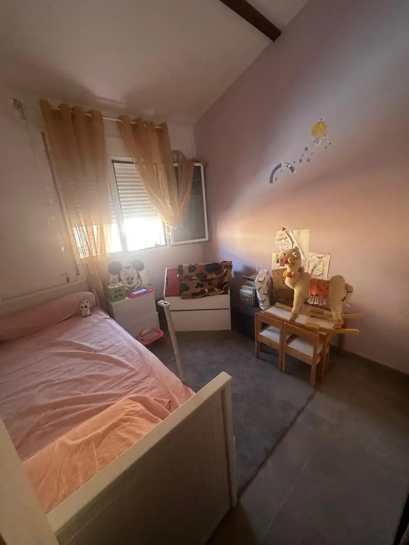 Habitación de Casa adosada en venta en Santa Lucía de Tirajana con Amueblado, Microondas y TV