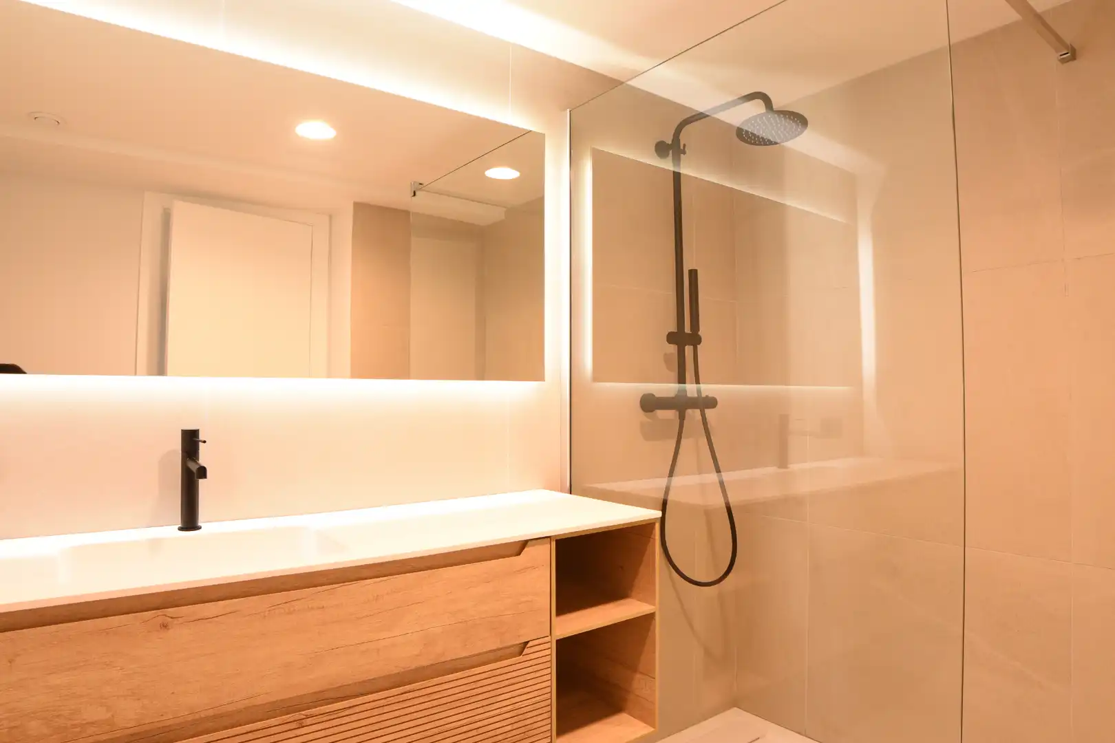 Baño de Casa o chalet en venta en Ciutadella de Menorca con Aire acondicionado, Jardín privado y Terraza