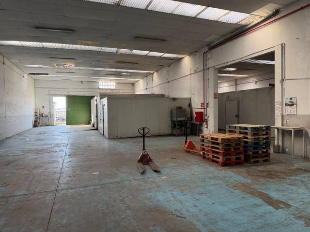 Nave industrial en Venta en Polinyà