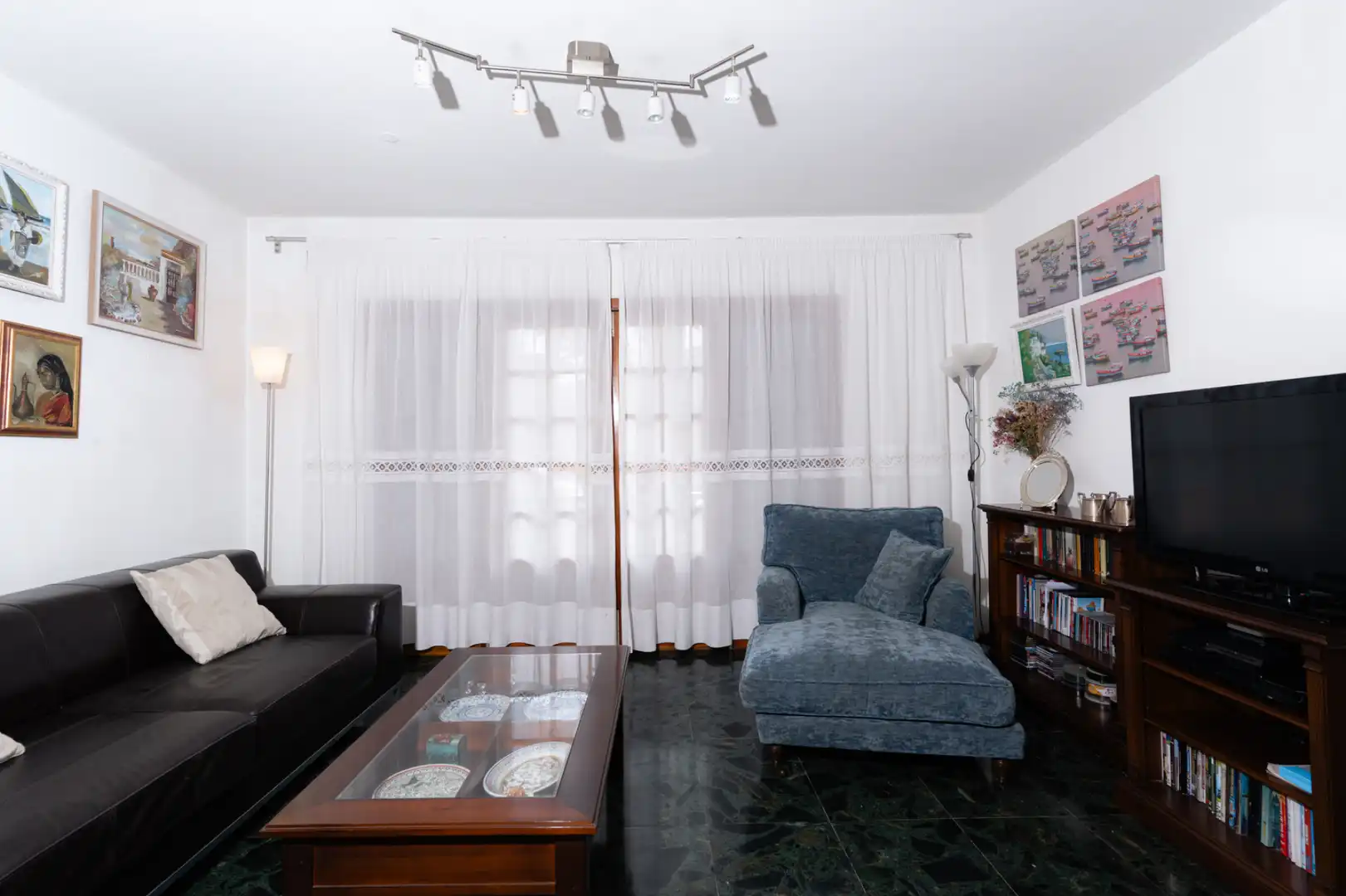 Sala d'estar de Casa o xalet en venda en San Cristóbal de la Laguna amb Jardí privat, Terrassa i Traster