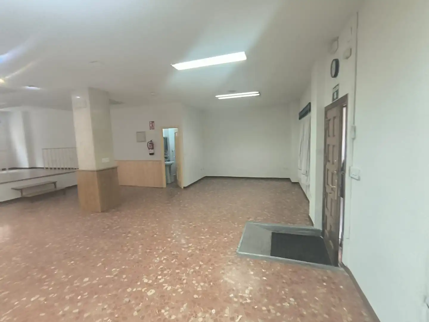 Business premises to rent in Calle Río, imagen 5