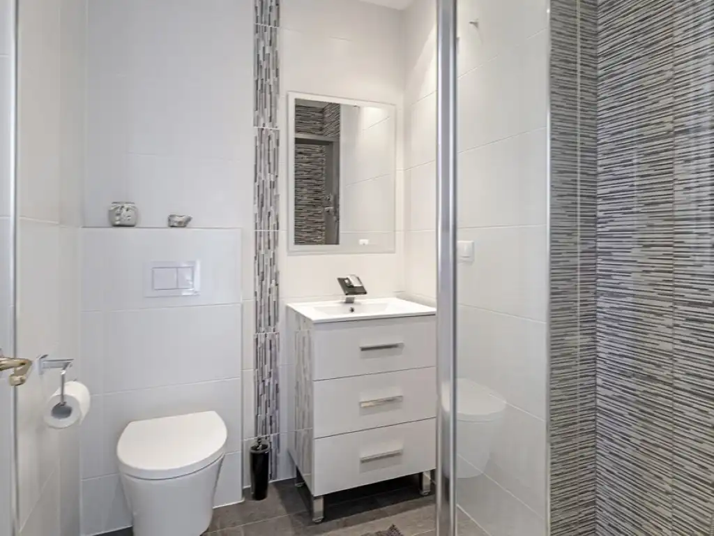Badezimmer von Dachboden zum Verkauf in Llucmajor mit Klimaanlage, Terrasse und Schwimmbad