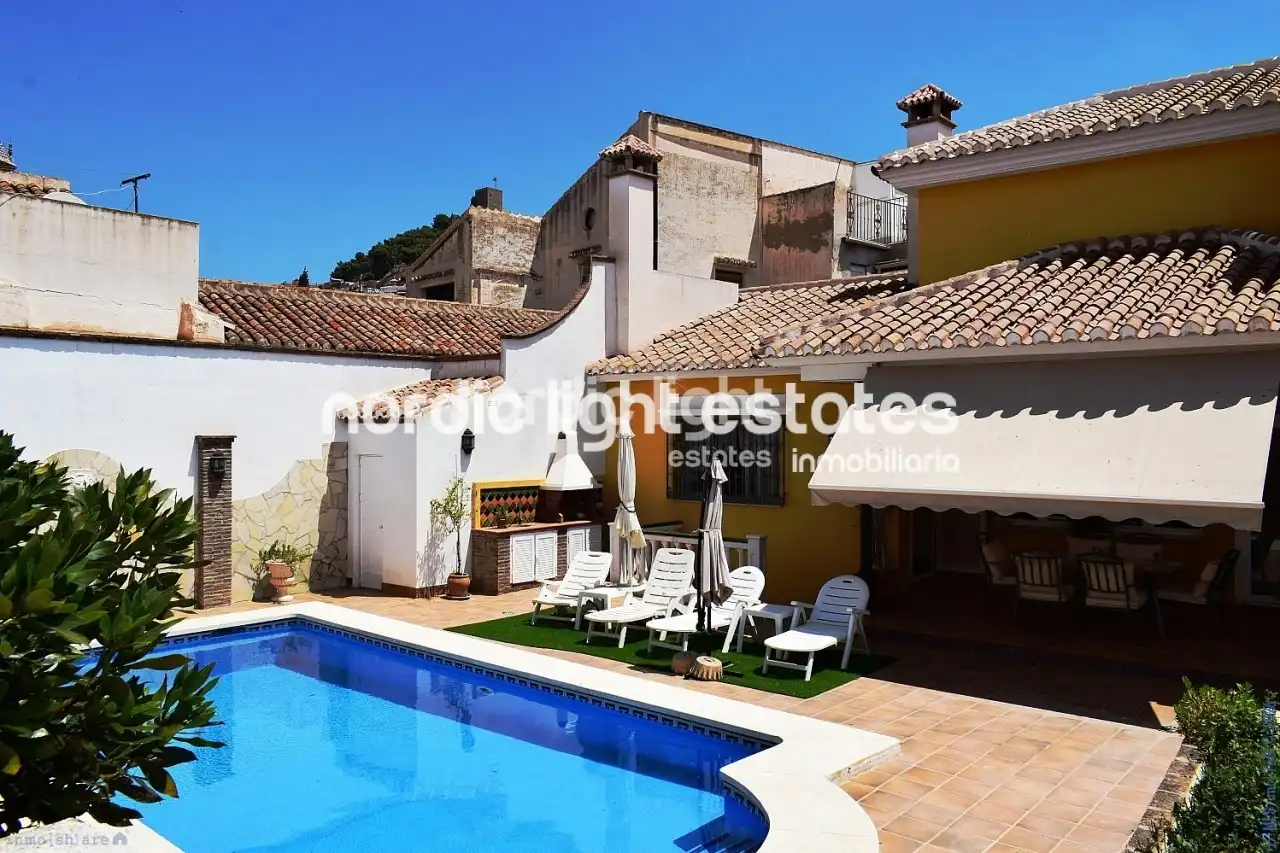 Casa con piscina en venta en Vélez-Málaga ciudad, imagen 4