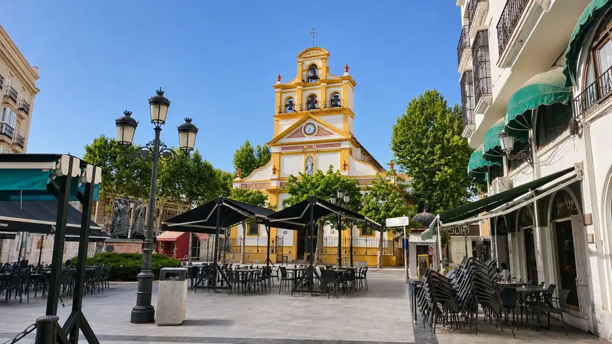 Vista exterior de Ático en venta en La Línea de la Concepción con Terraza