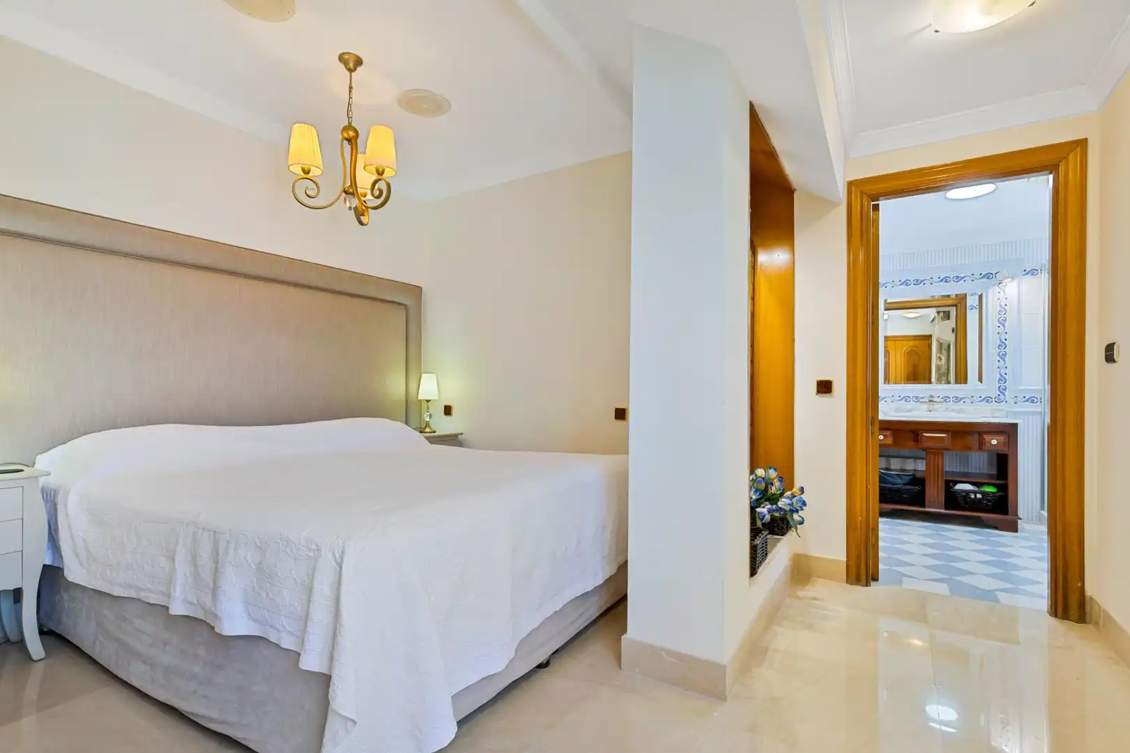 Bedroom of Attic for sale in Marbella  with Terrace