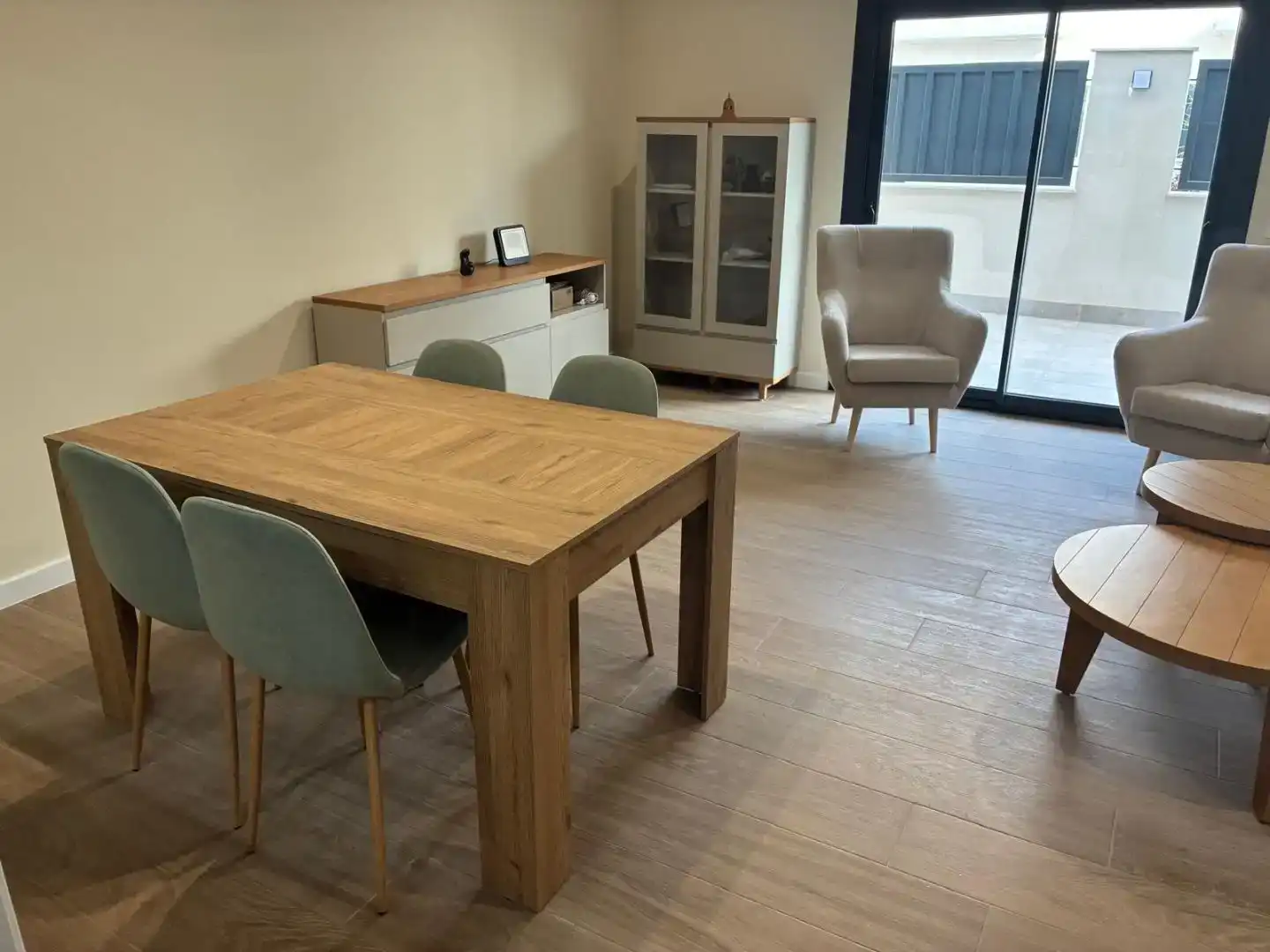 Comedor de Piso para compartir en Ciudad Real con Aire acondicionado y Amueblado