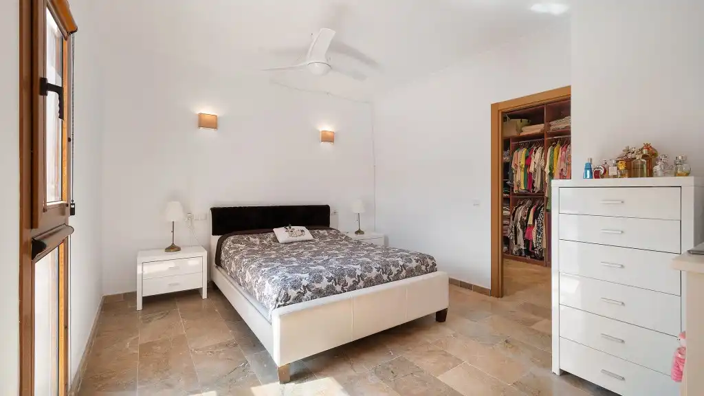 Habitación de Casa o chalet en venta en  Palma de Mallorca con Jardín privado, Terraza y Trastero