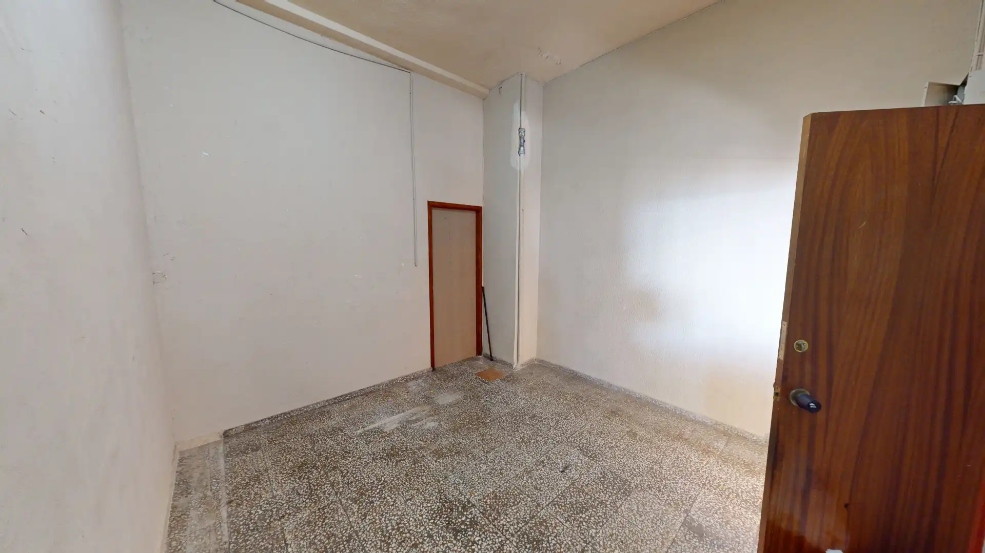 Commercial properties for sale in Busot  with Air Conditioner and Furnished