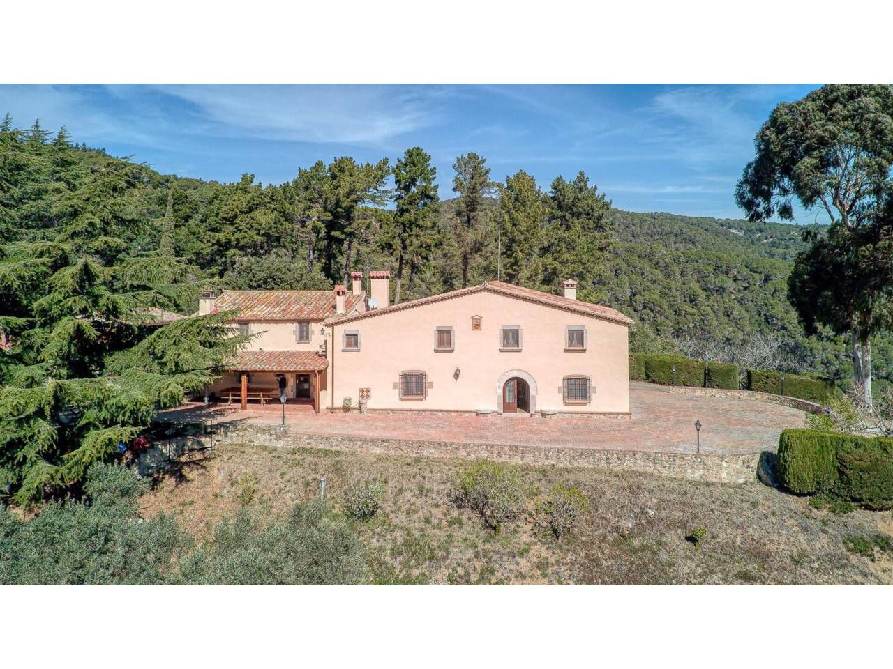 Vista exterior de Finca rústica en venda en Tordera amb Jardí privat