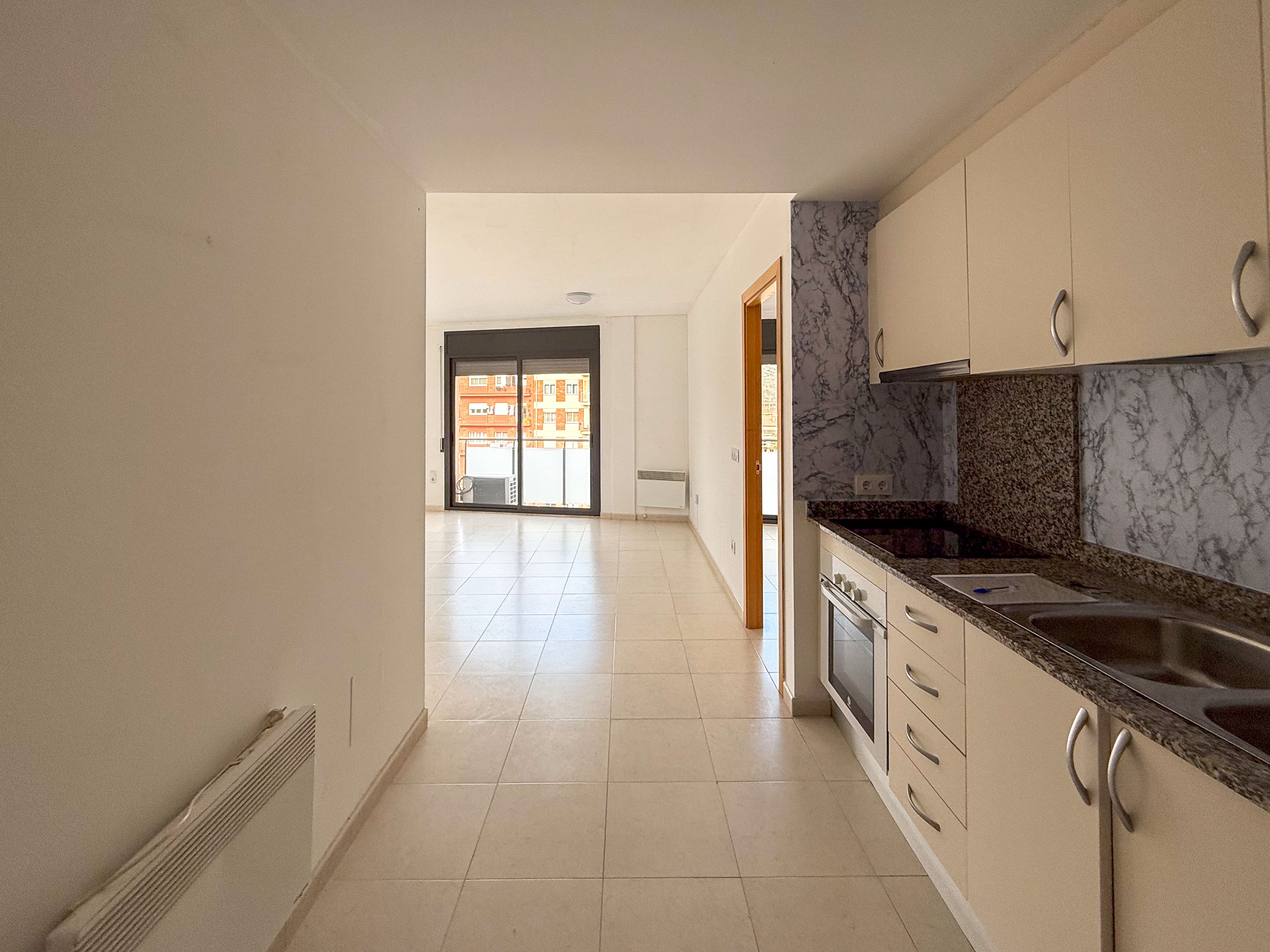 Kitchen of Flat for sale in Olot  with Air Conditioner, Heating and Balcony