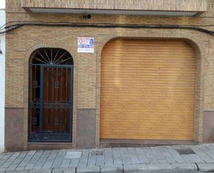 Exterior view of Premises to rent in Paterna  with Air Conditioner