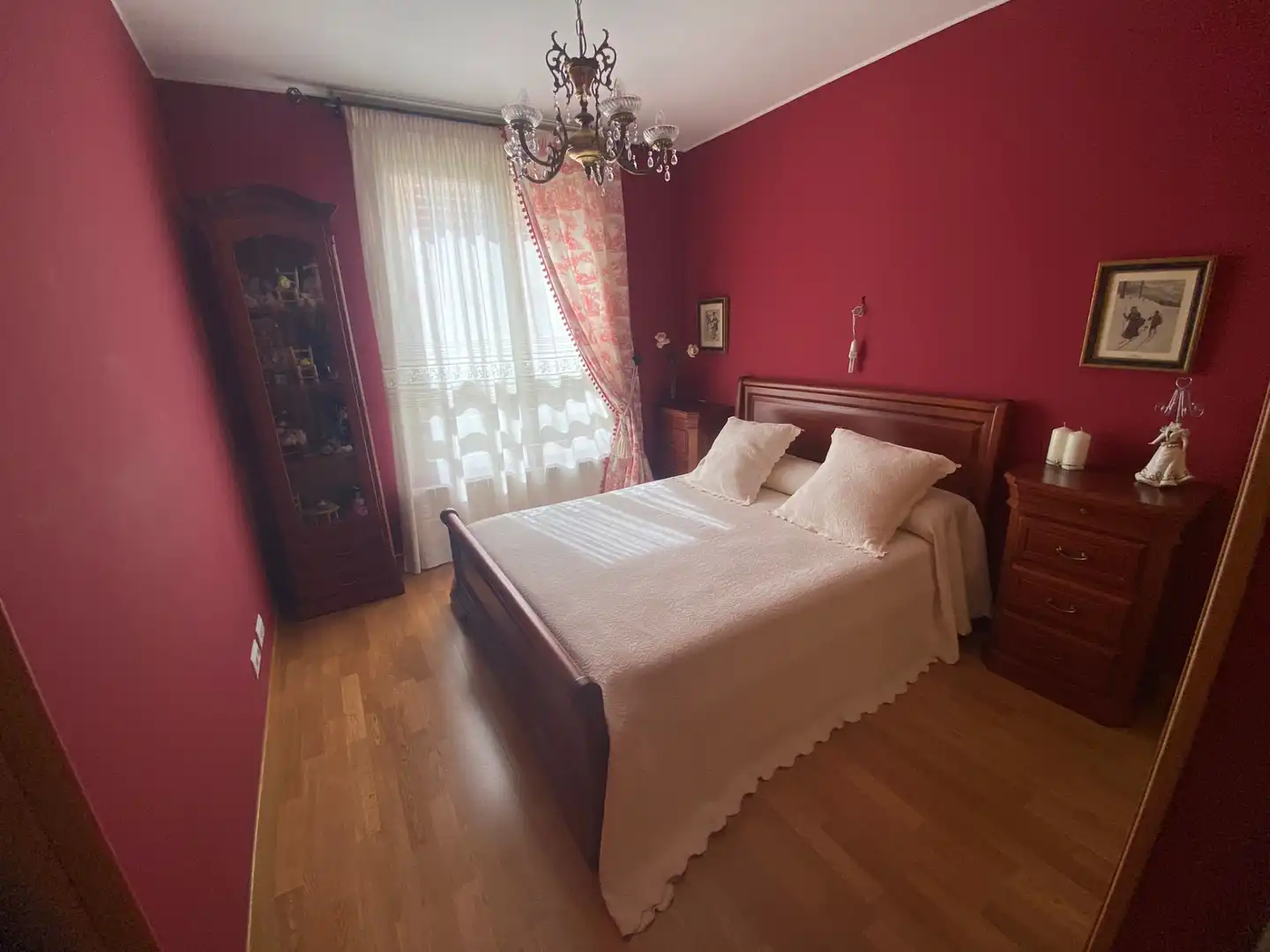 Schlafzimmer von Haus oder Chalet zum Verkauf in Burgos mit Heizung, Privatgarten und Parkett