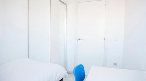 Foto 3 de Apartament de lloguer a Numancia, Madrid