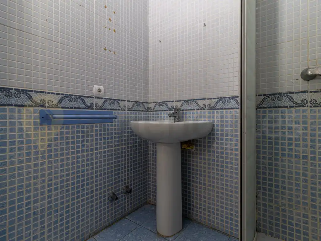 Bathroom of Houses for sale in Puerto Real  with Terrace and Swimming Pool