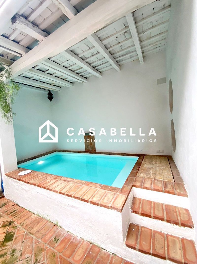 Piscina de Casa adosada en venda en  Valencia Capital amb Aire condicionat, Calefacció i Terrassa