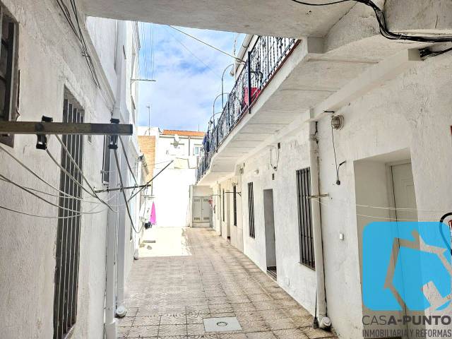 Planta baja en Venta en De La Sierra De Meira en Numancia