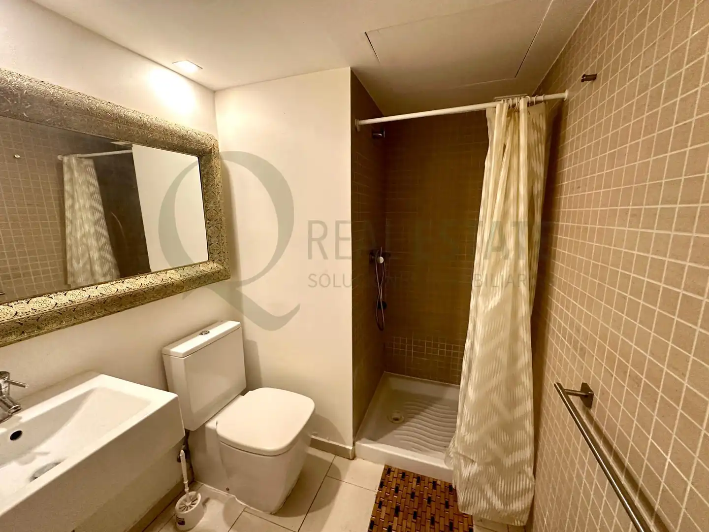 Bathroom of Office for sale in Alicante / Alacant  with Terrace