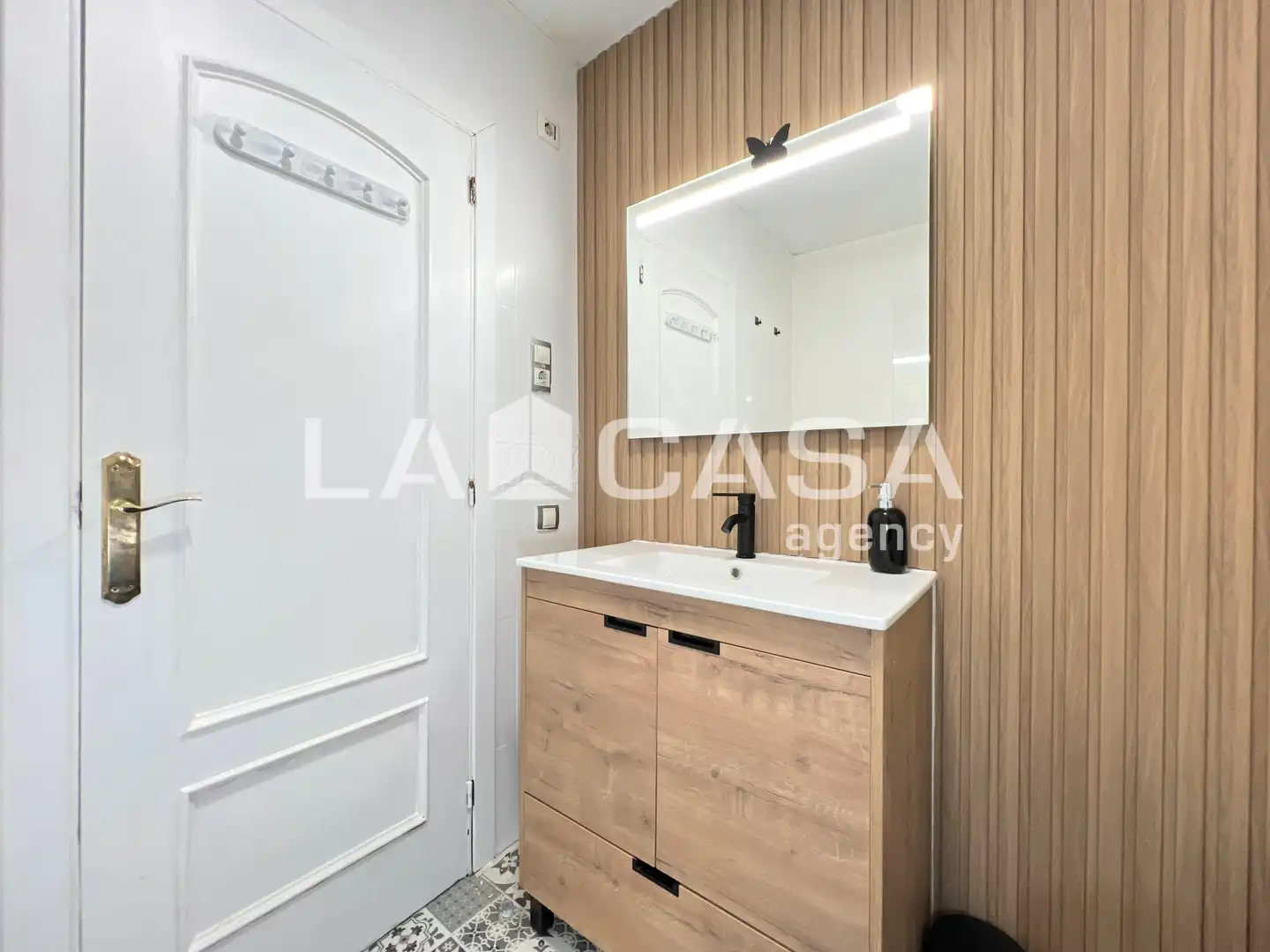 Baño de Piso en venta en Barcelona con Terraza