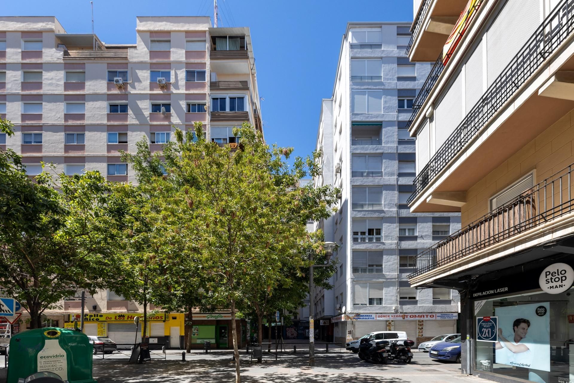 Exterior view of Flat for sale in  Granada Capital  with Heating