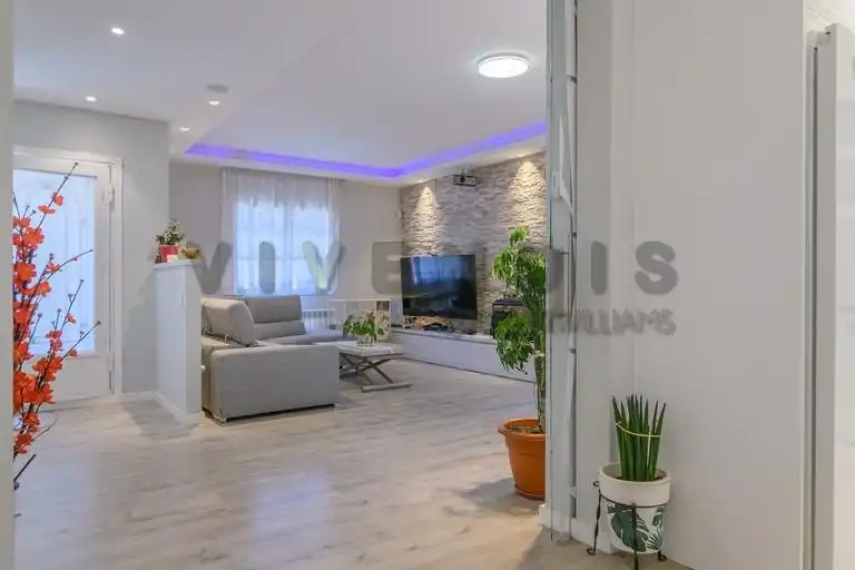 Casa amb terrassa en venda a Corbera de Llobregat, imagen 11