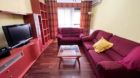 Photo 3 of Flat to rent in Calle Periana, San Fermín,  Madrid Capital