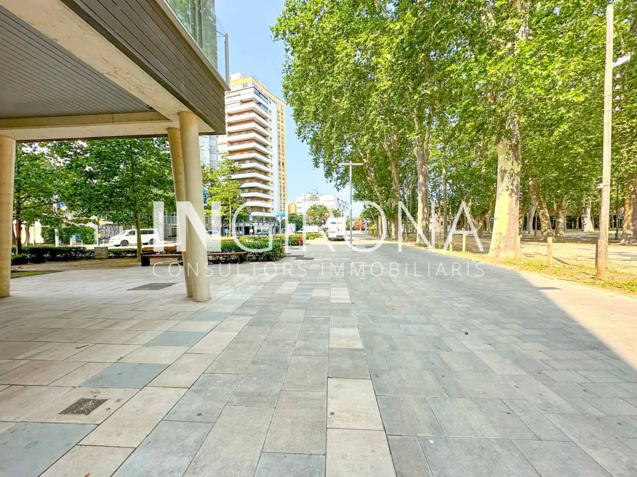 Terraza de Local de alquiler en Girona