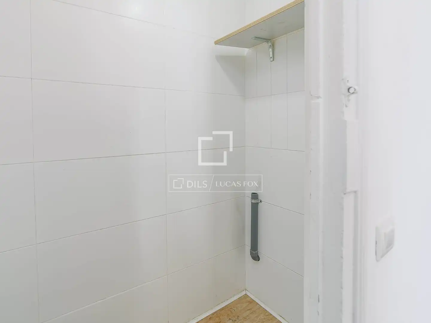 Bany de Pis en venda en Barcelona amb Terrassa i Balcó