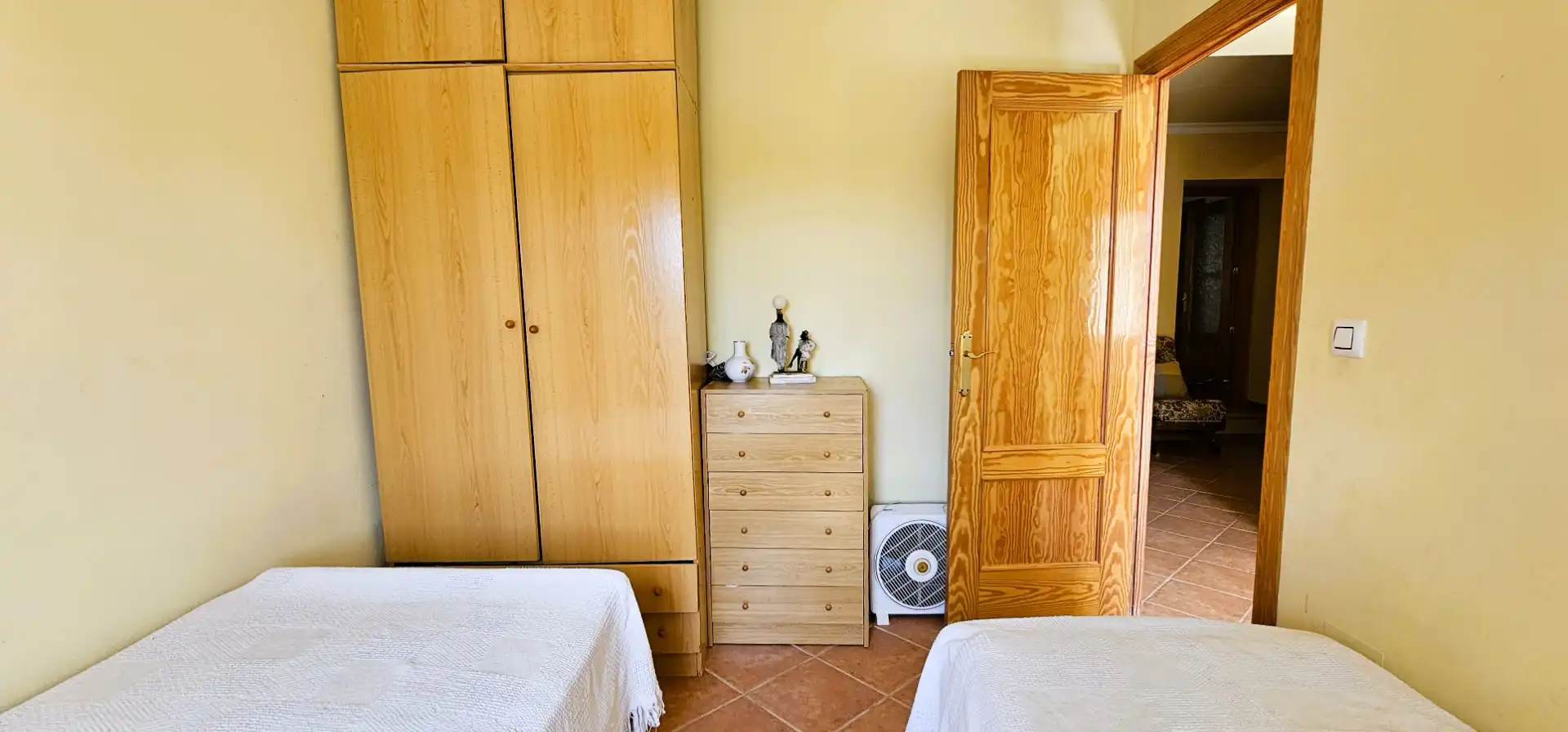 Habitación de Casa adosada en venta en Totana con Jardín privado, Terraza y Trastero