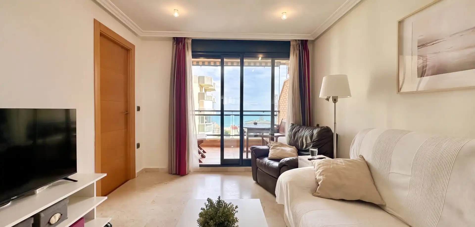 Apartament amb ascensor en venda a Guardamar Playa, imagen 2
