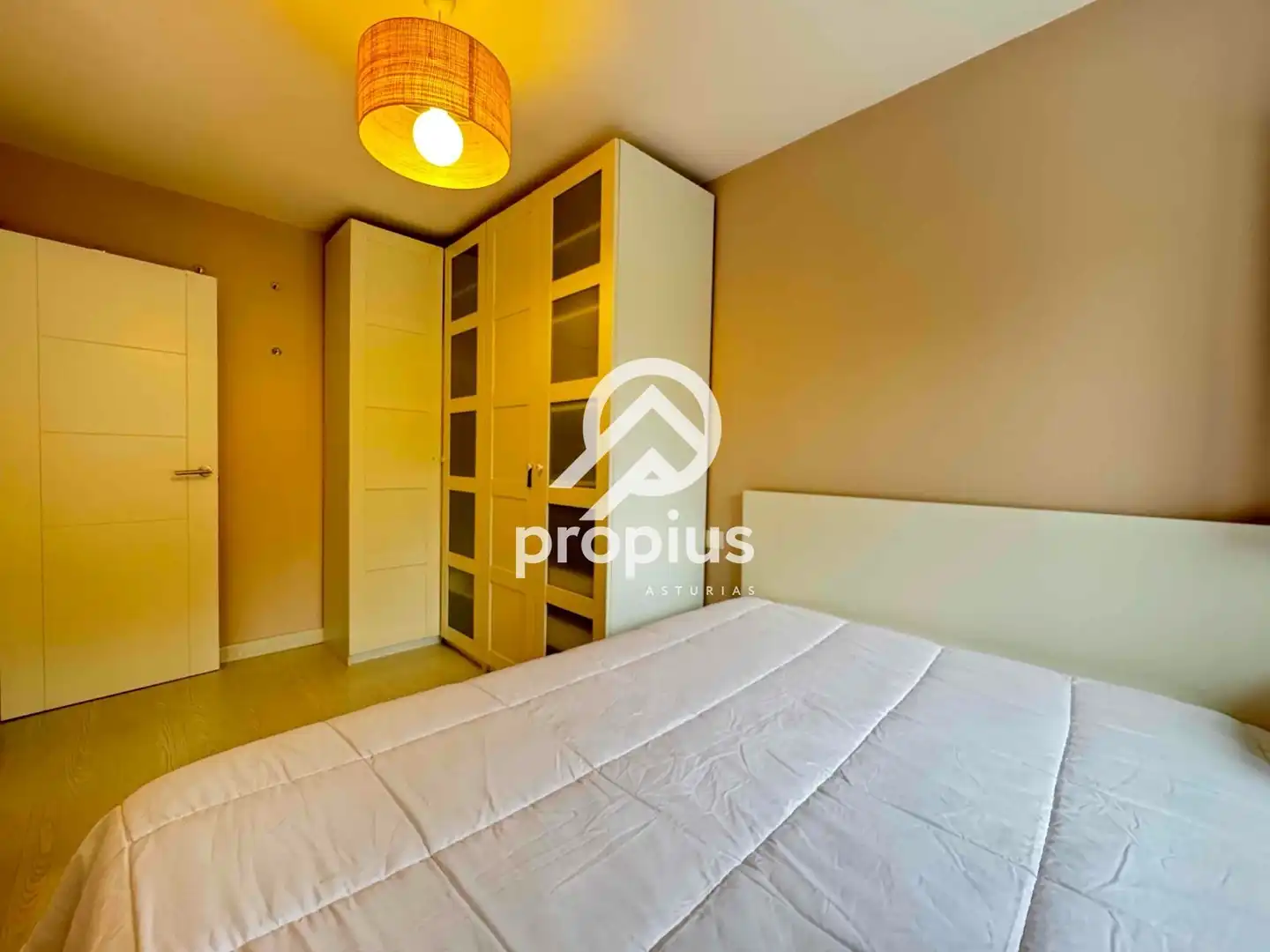 Habitación de Casa o chalet en venta en Ribadesella con Calefacción, Jardín privado y Terraza