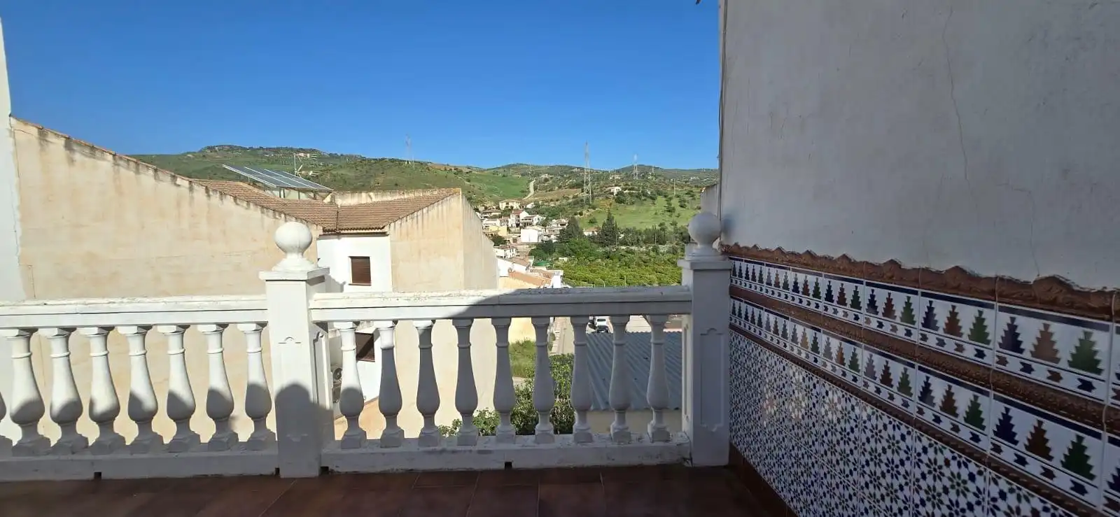 Vista exterior de Edificio en venta en Valle de Abdalajís