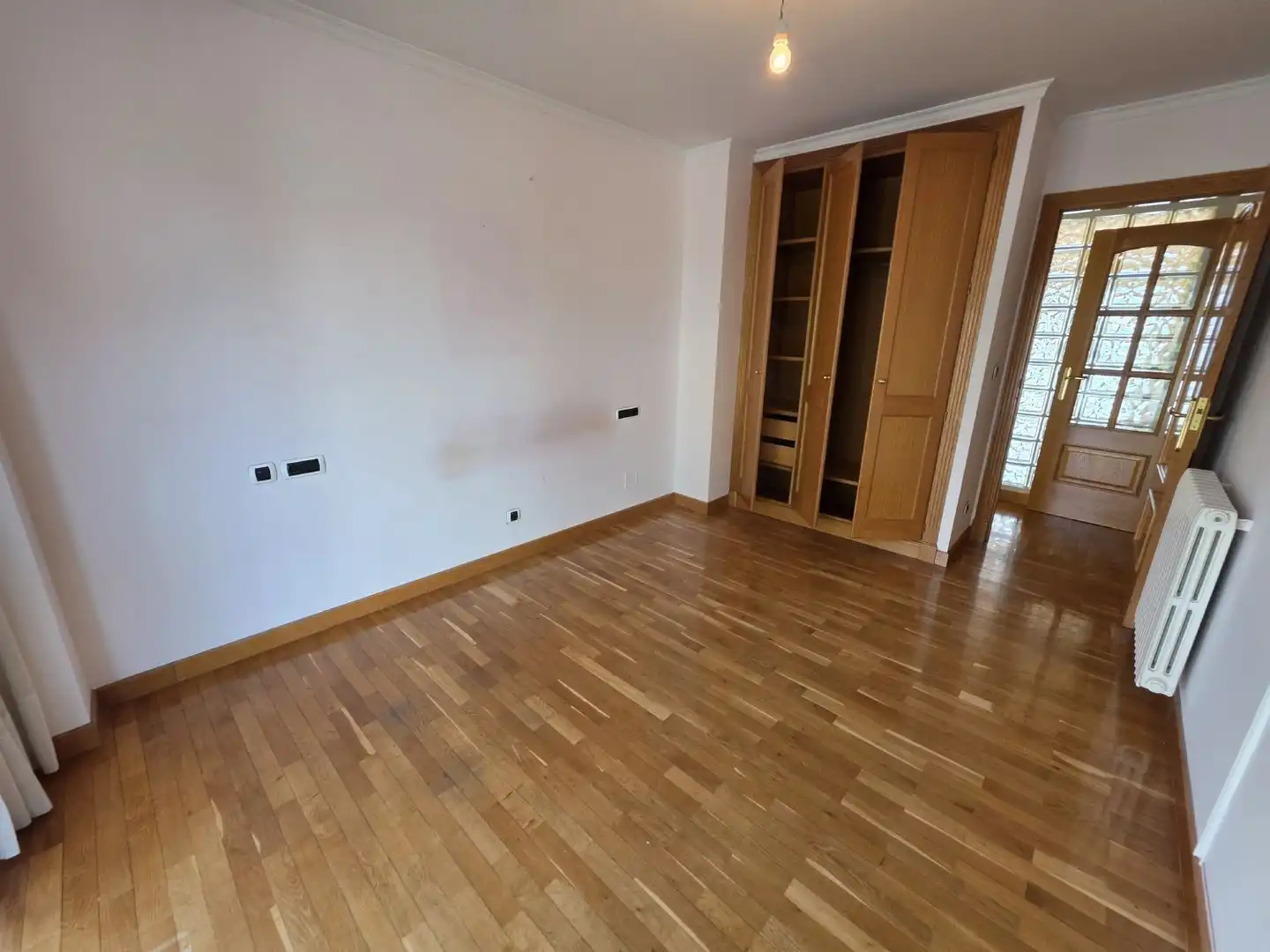 Piso en venta en A Coruña Capital  con Calefacción, Terraza y Trastero