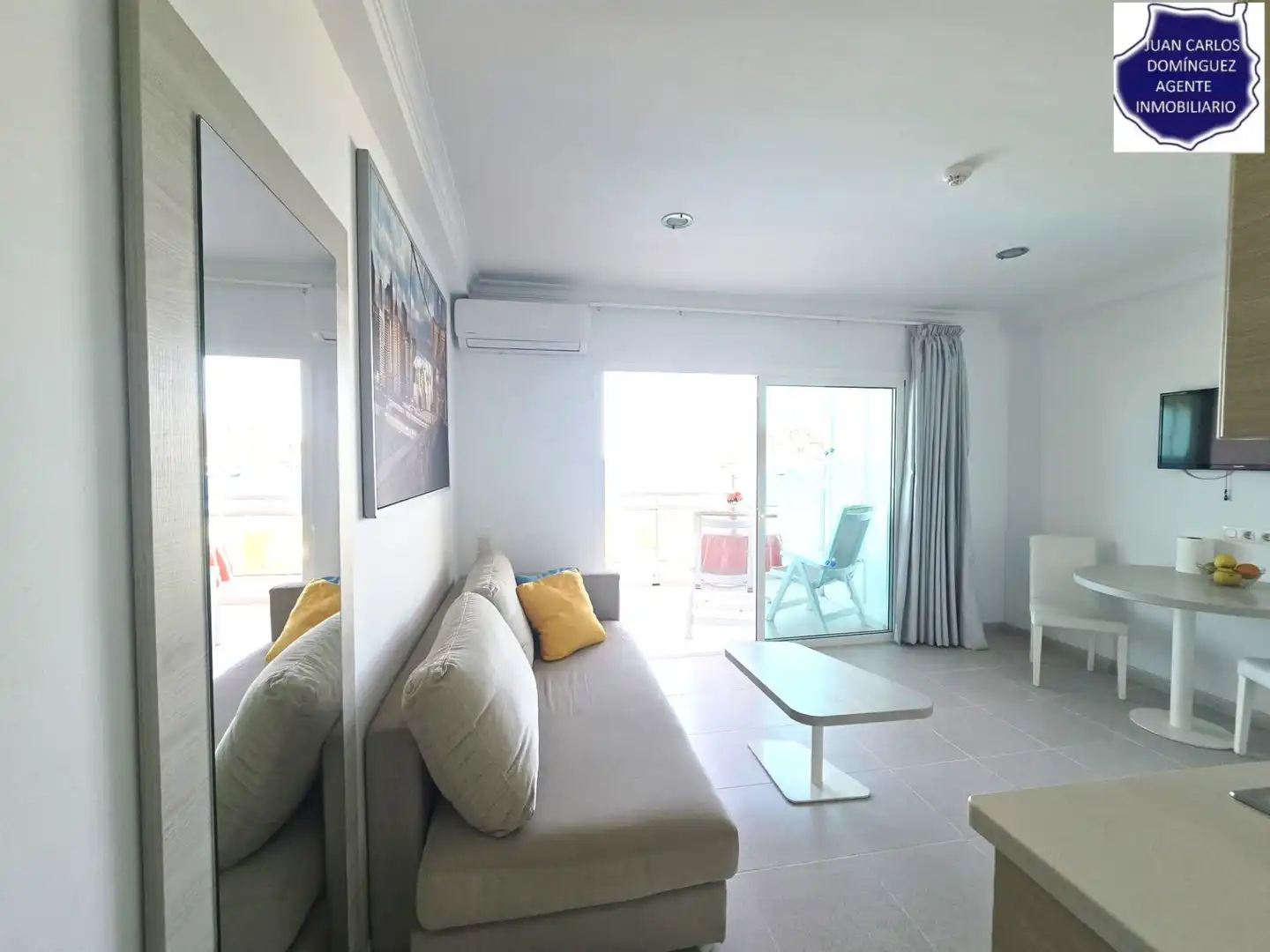 Sala d'estar de Apartament en venda en Mogán amb Terrassa, Moblat i Piscina comunitària