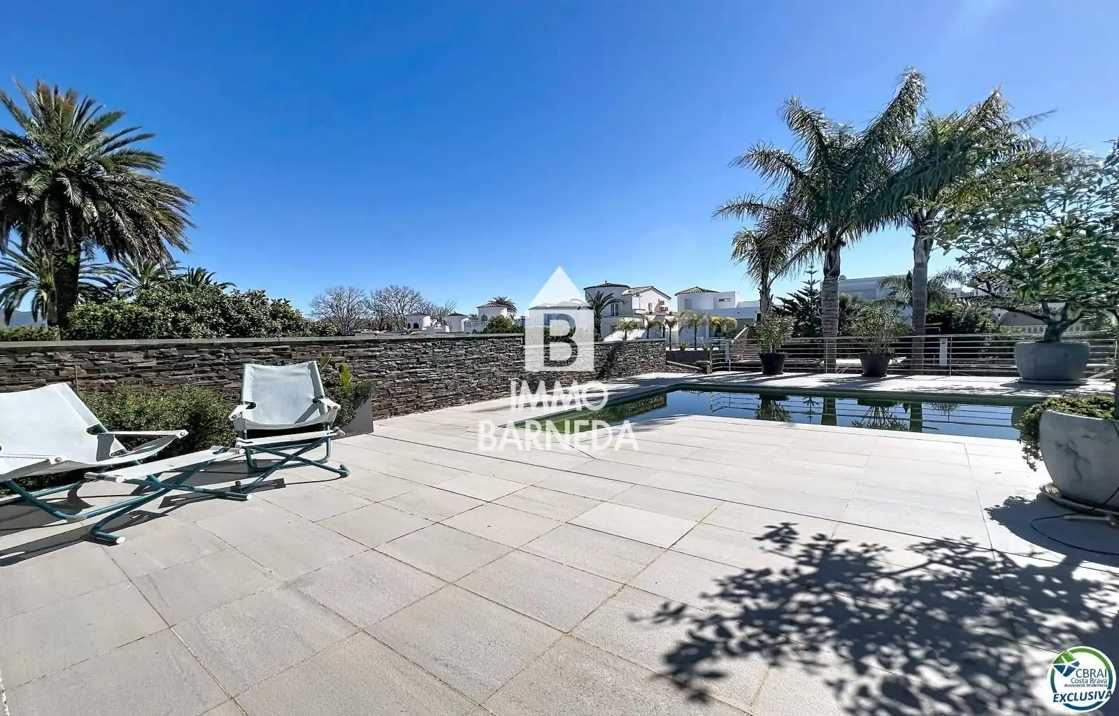 Exterior view of Houses for sale in Empuriabrava  with Air Conditioner, Terrace and Swimming Pool