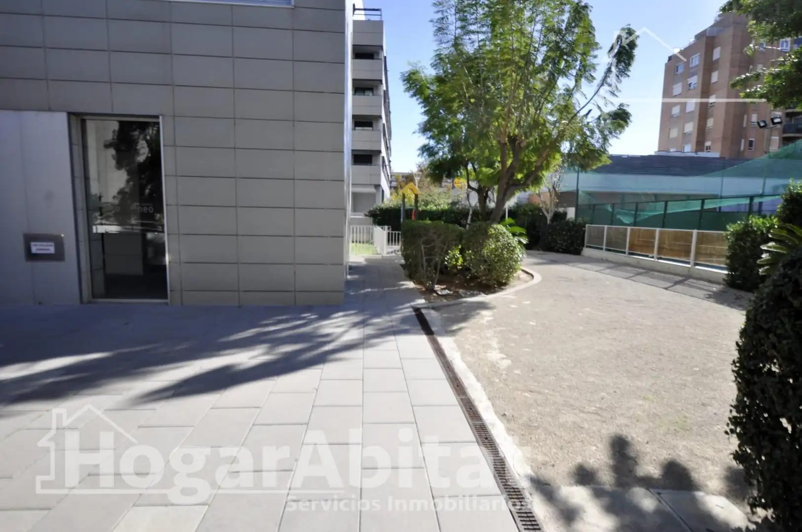 Aparcament de Pis en venda en Valencia amb Aire condicionat, Moblat i Balcó