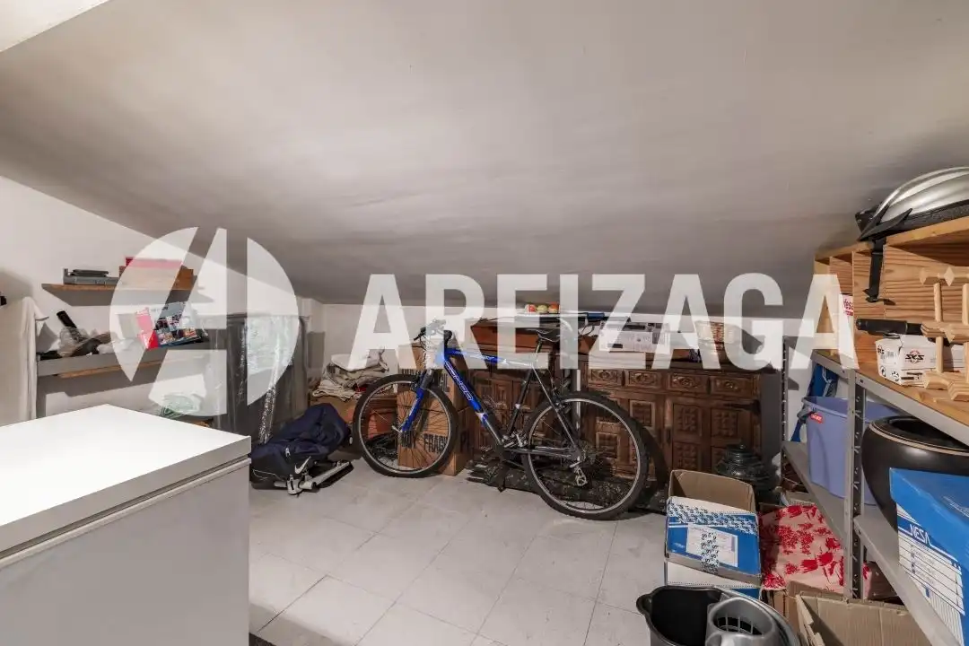Flat for sale in Donostia - San Sebastián   with Heating, Terrace and Storage room