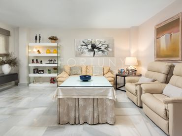 Appartement avec piscine à vendre à Calle Sierra de Grazalema 25