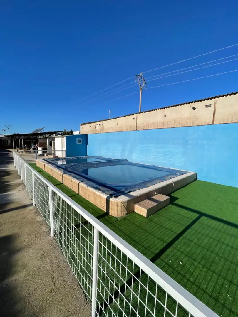Swimming pool of Houses for sale in Pedralba  with Air Conditioner, Swimming Pool and Alarm