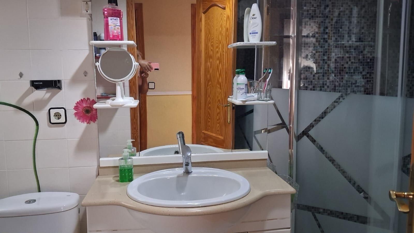 Bany de Pis en venda en Elche / Elx amb Aire condicionat, Calefacció i Balcó