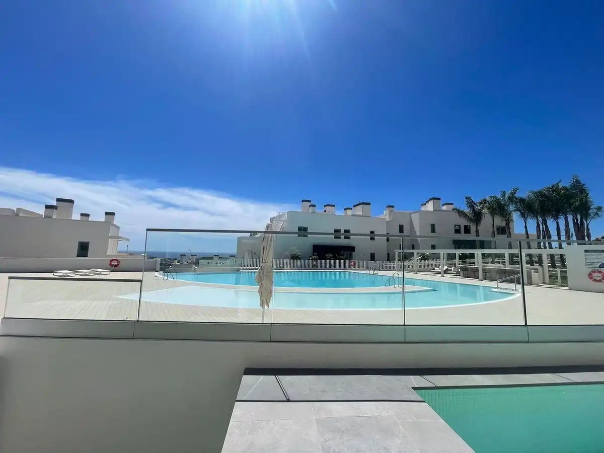 Schwimmbecken von Wohnungen zur Miete in Mijas mit Klimaanlage, Terrasse und Abstellraum