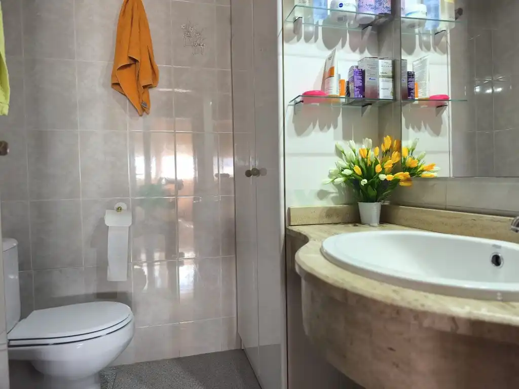 Bathroom of Flat for sale in Pineda de Mar  with Heating and Balcony