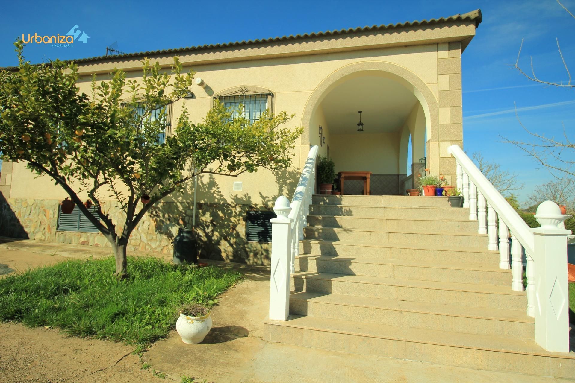 Casa o xalet en venda en Badajoz Capital amb Jardí privat i Traster