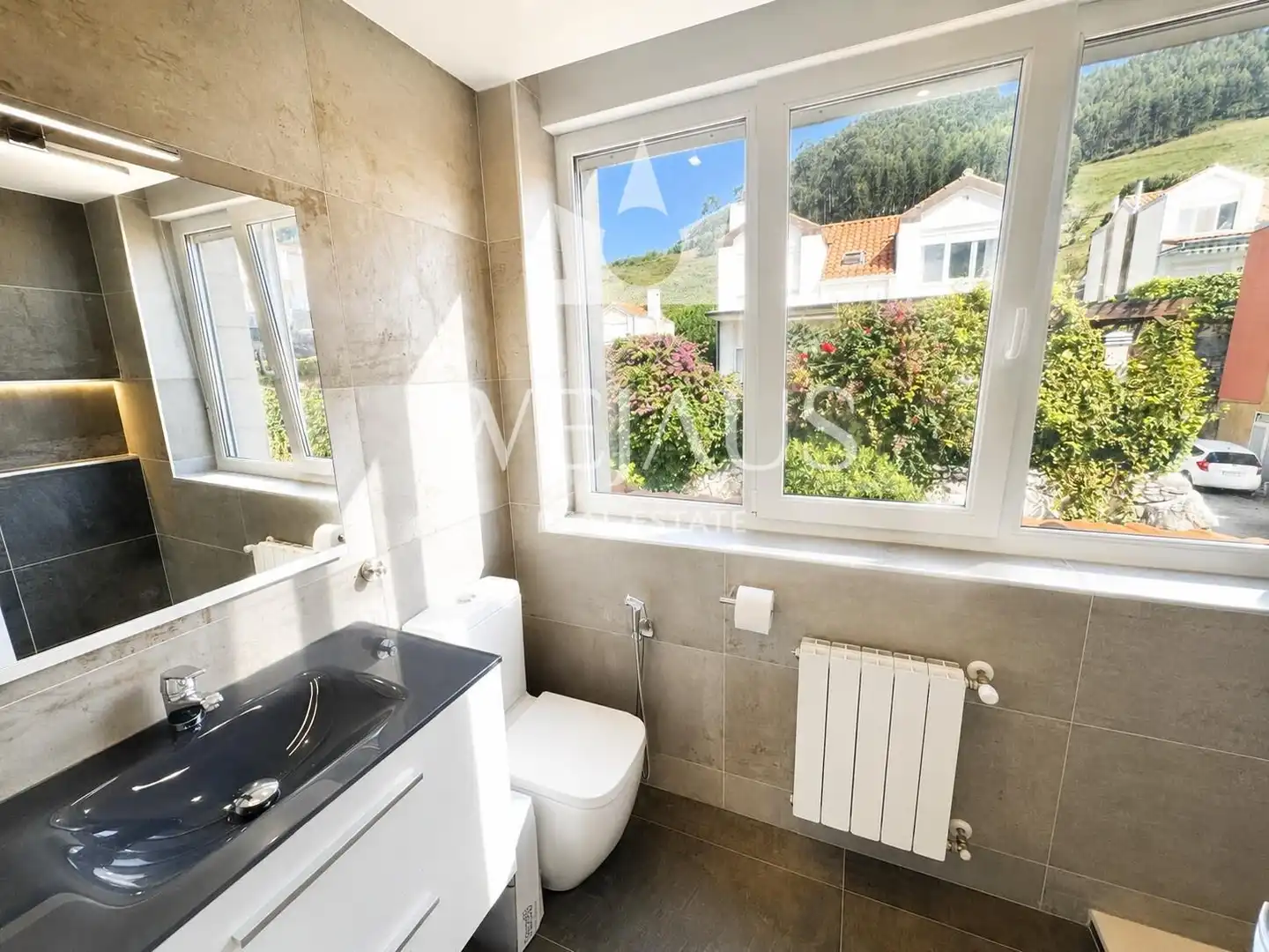 Bathroom of Houses for sale in Piélagos  with Heating, Private garden and Terrace