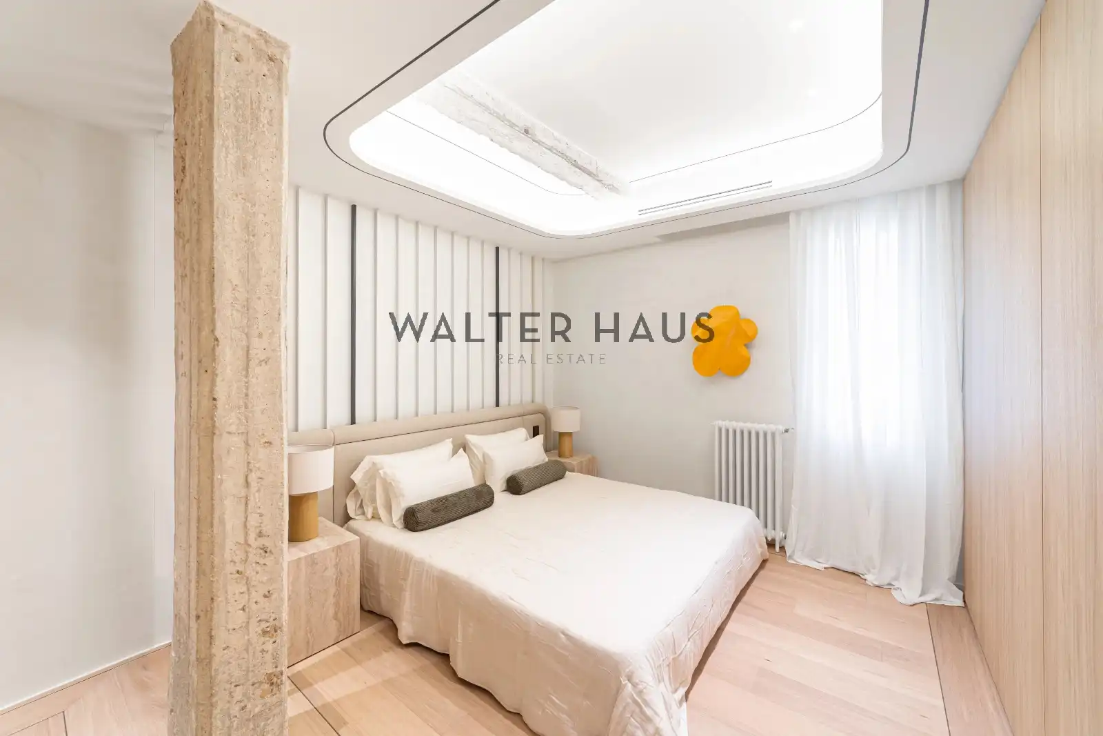 Bedroom of Flat for sale in Madrid  with Air Conditioner, Heating and Oven